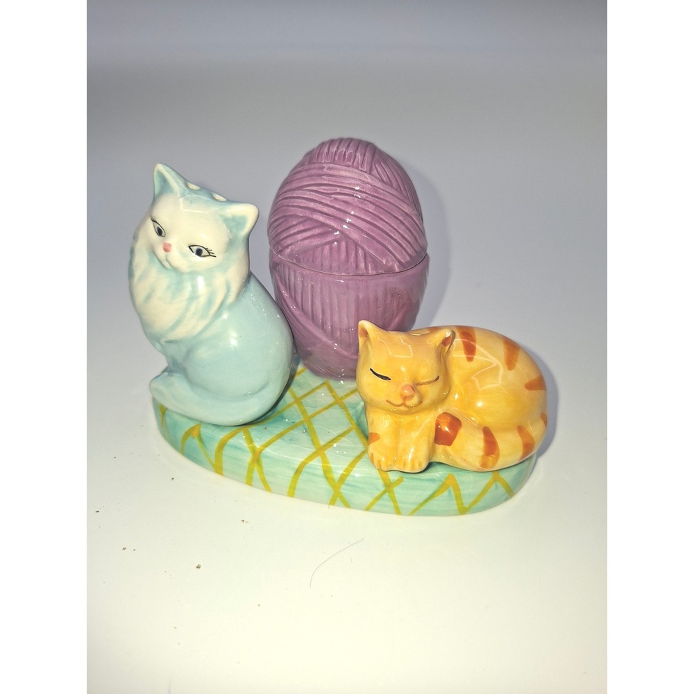 Vintage Style Ceramic Cat Salt and Pepper Shakers with Yarn Toothpick Holder Set